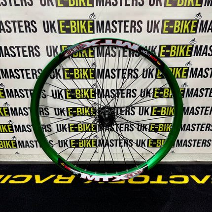 MTX Bolt Thru Front Wheel 26” 110x20mm Green