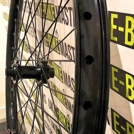 26-29" MTX Front Wheel 20mm Bolt Through image 2