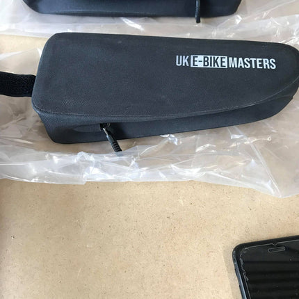 Small controller bag fits up to YF 30A image 3