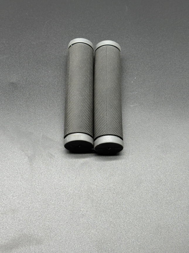 Diamondback Handlebar Grips