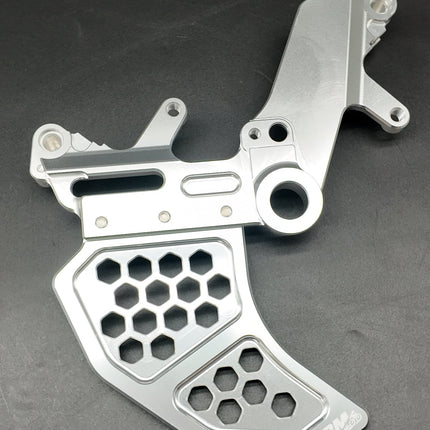 Surron Ultra Bee Footbrake Setup With Dual Calliper Disc Guard