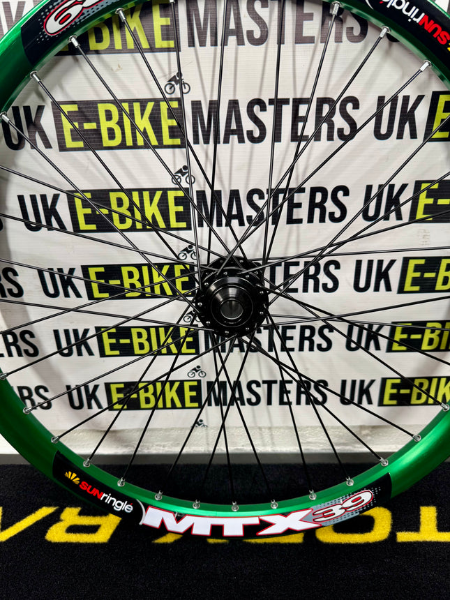 MTX Bolt Thru Front Wheel 27.5” 110x20mm Green