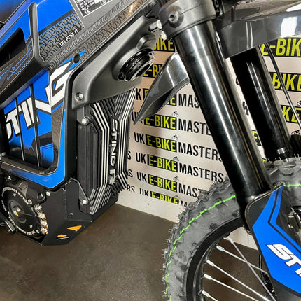 TALARIA STING R WITH BLUE STICKERS image 5