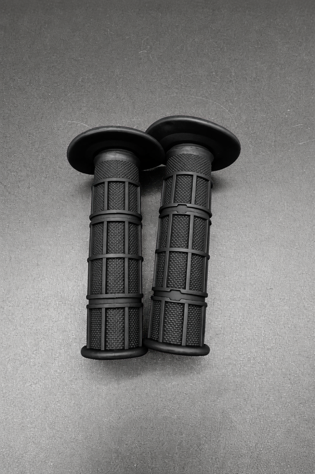 EBM Black grips